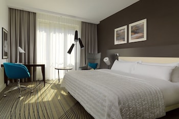 Deluxe Room, 1 King Bed