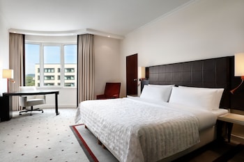 Superior Room, 1 King Bed