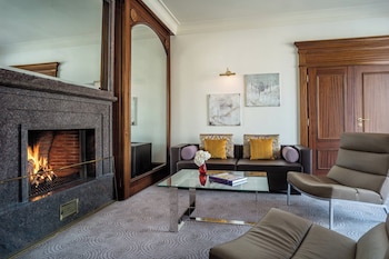 Suite, 1 Bedroom, City View