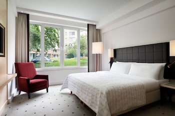 Superior Room, 1 King Bed