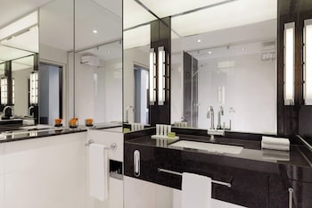 Deluxe Room, 2 Twin Beds
