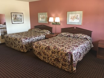 Standard Room, 2 Queen Beds, Non Smoking