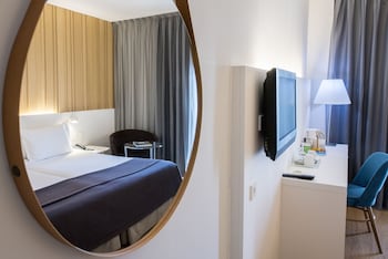 Comfort Room (Club)