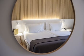 Comfort Room (Club)