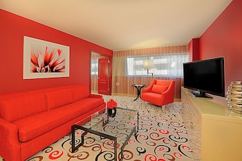 Grand Suite, 1 King Bed, Tower
