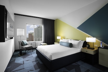 Suite, 1 King Bed, Tower