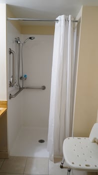 Suite, 1 King Bed, Accessible, Tower