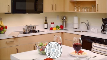 Studio Suite, 1 King Bed, Accessible, Kitchen (Hearing)