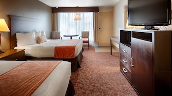 Standard Room, 2 Queen Beds, Accessible, Refrigerator & Microwave
