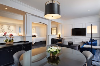 Signature Suite, Multiple Beds