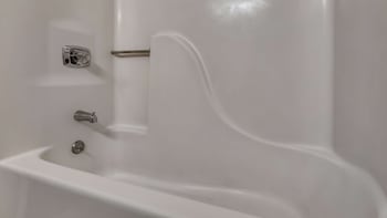 Suite, 2 Queen Beds, Accessible, Bathtub