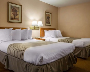 Standard Room, 2 Double Beds, Smoking