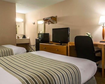 Standard Room, 2 Double Beds, Smoking