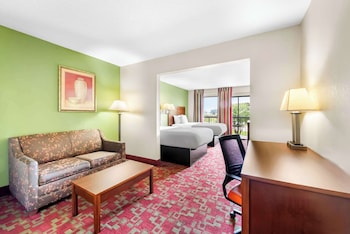 Suite, 2 Double Beds, Non Smoking