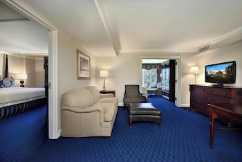 Two Bedroom Deluxe Suite