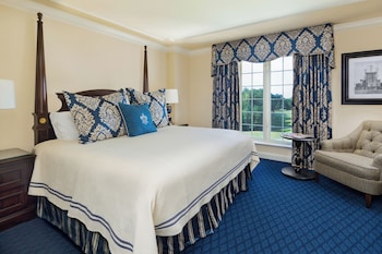 One Bedroom Golf View Suite