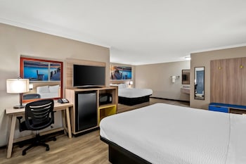Studio Suite, Multiple Beds, Non Smoking