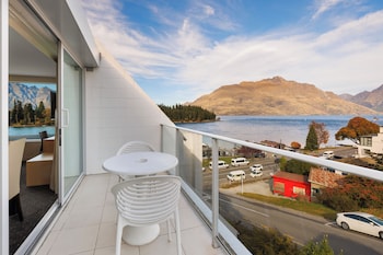 Suite, 1 Bedroom, Lake View