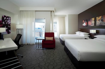 Club Room, 2 Queen Beds