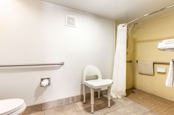 Room, 2 Queen Beds, Accessible, Non Smoking