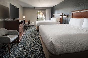 Traditional Room, 2 Queen Beds