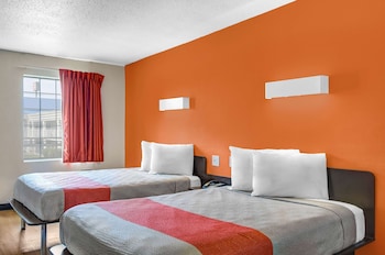 Deluxe Room, 2 Double Beds, Non Smoking, Refrigerator & Microwave