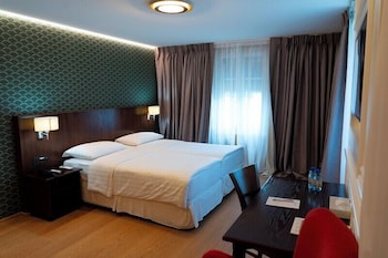Royal Suite Lake View