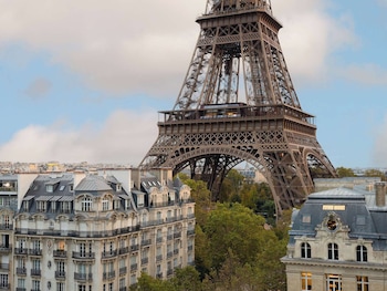 Deluxe Room, 1 King Bed, Balcony, Tower (HighFloor, Eiffel Tower View)