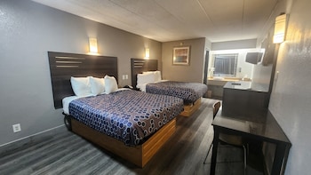 Room, 2 Queen Beds, Non Smoking (Refrigerator & Microwave)
