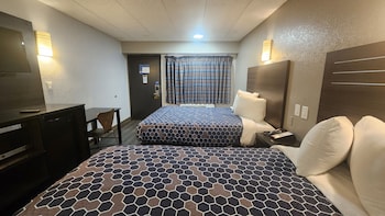 Room, 2 Queen Beds, Non Smoking (Refrigerator & Microwave)