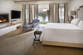 Room, 1 King Bed with Sofa bed