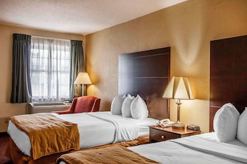 Standard Double Room, 2 Double Beds, Smoking