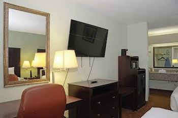 Standard Room, 1 King Bed, Smoking
