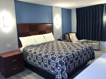 Room, 1 King Bed, Non Smoking