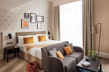 Superior Room, 1 King Bed with Sofa bed