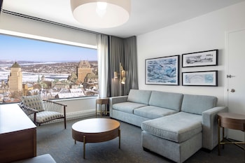 Junior Suite, 1 King Bed, River View