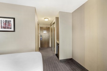 Standard Room, 2 Queen Beds, Non Smoking, Refrigerator