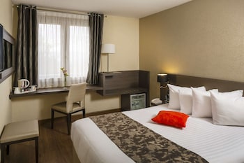 Comfort Room, 1 Queen Bed, Non Smoking, Hill View
