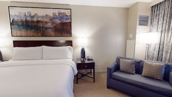 Room, 1 King Bed with Sofa bed, Bathtub (Mobility/Hearing Accessible, Tub)