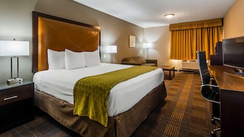 Standard Room, 1 King Bed, Accessible, Bathtub