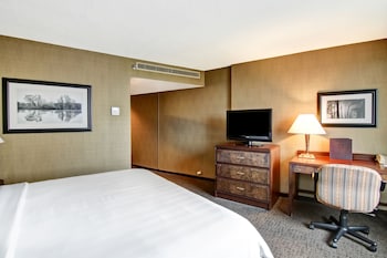 Standard Double Room, 2 Double Beds, River View