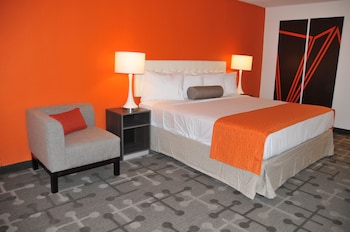 Standard Room, 1 King Bed, Non Smoking