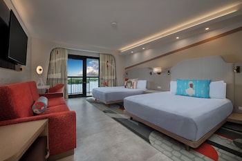 Main Tower - Water View. Florida special accessible room with option for hearing accessibility. 2 qu