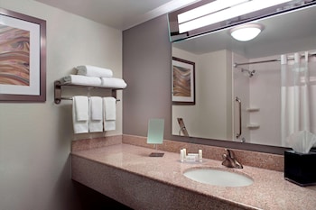 Deluxe Room, 2 Queen Beds