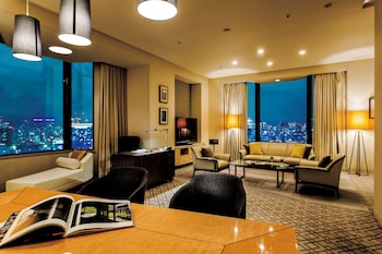 Tower Building High Floor Pent House Suite Double, Non Smoking