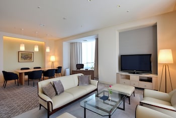 Tower Building High Floor Pent House Suite Double, Non Smoking