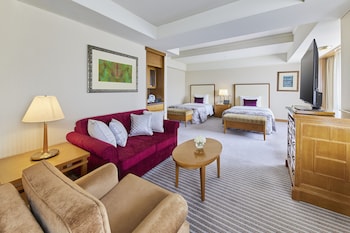 Main Building Junior Suite Twin