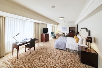 Imperial Floor Junior Suite King