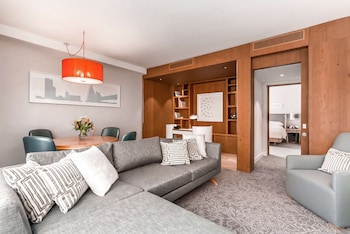 Executive Suite, 1 King Bed