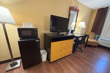 Studio Suite, 1 King Bed, Non Smoking